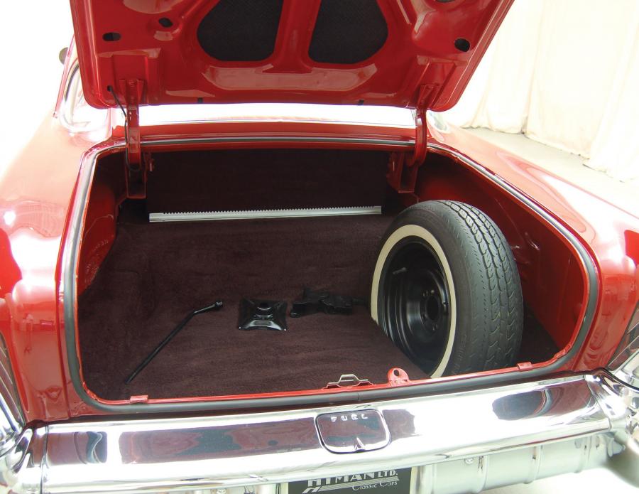  Buick Special 2-Door Riviera Hardtop 1957 года  (фото 2 из 7)